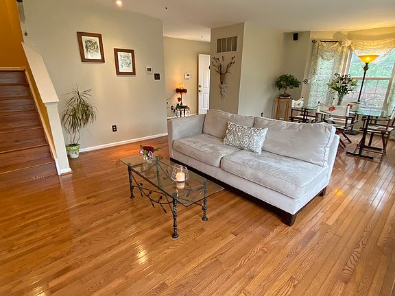 Open Living Rm/Dining Rm