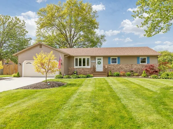 8815 Harris Ct, North Ridgeville, OH 44039