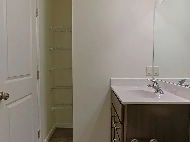 6 Scarlett St — Photo 5