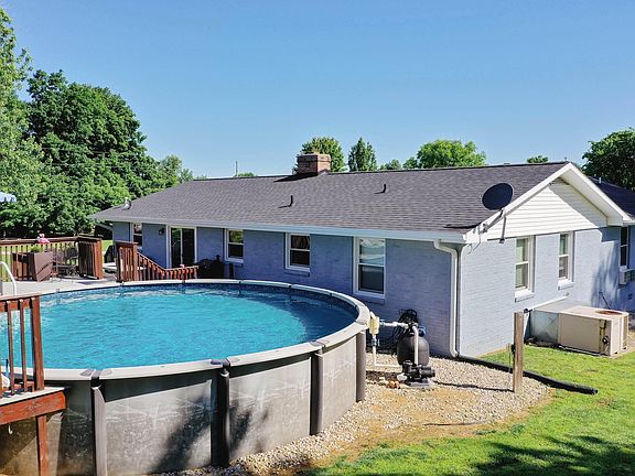 3rd image of 10211 Marion Rd