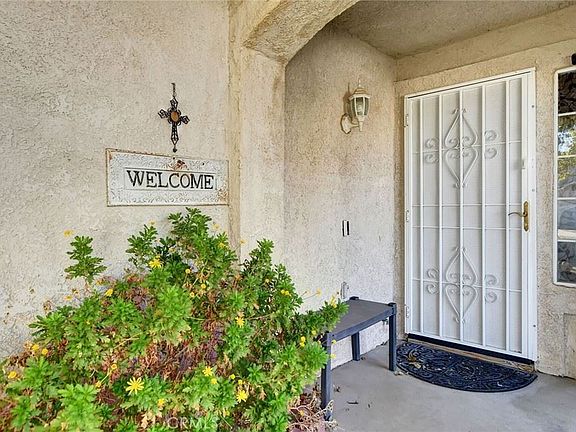5th image of 14340 Aaron Ct