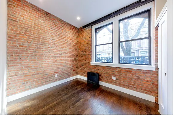 Rented by Douglas Elliman | media 21