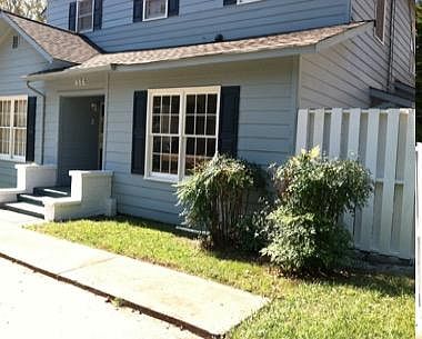 2nd image of 406 S Houston St #1