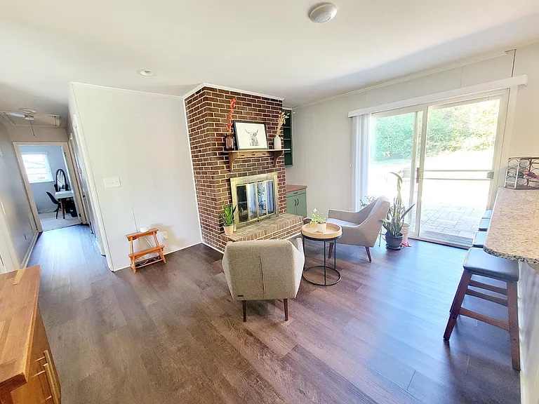1517 Basewood Dr — Photo 14