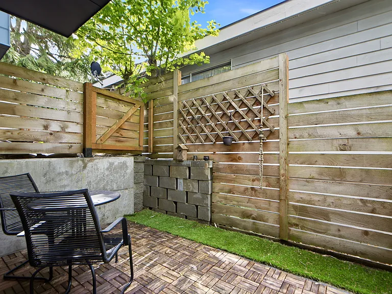 14013 Greenwood Ave N #F — Photo 19
