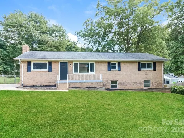606 E Iowa Ave, Bessemer City, NC 28016