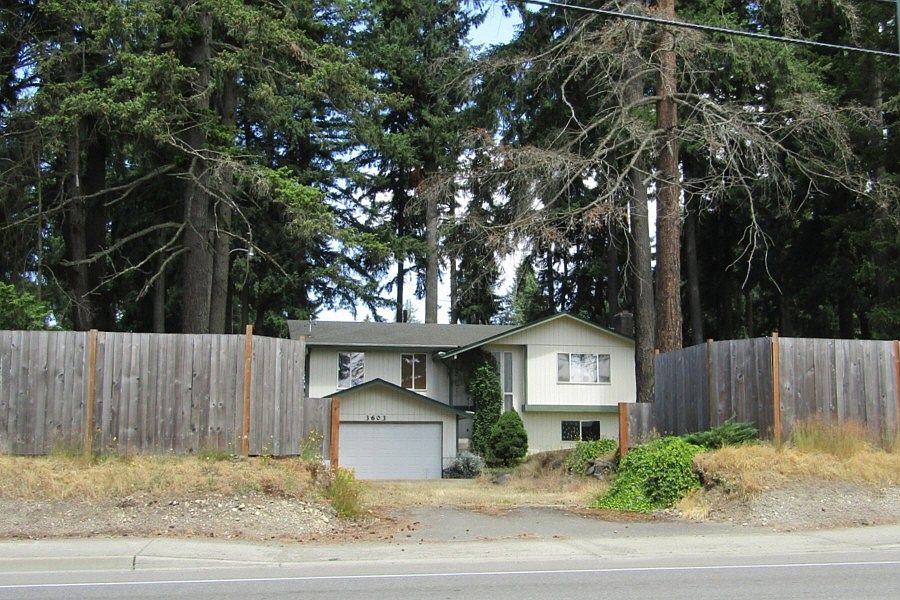 1st image of 3603 176th St E