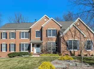 2868 Walnut Ridge Dr, Ann Arbor, MI 48103
