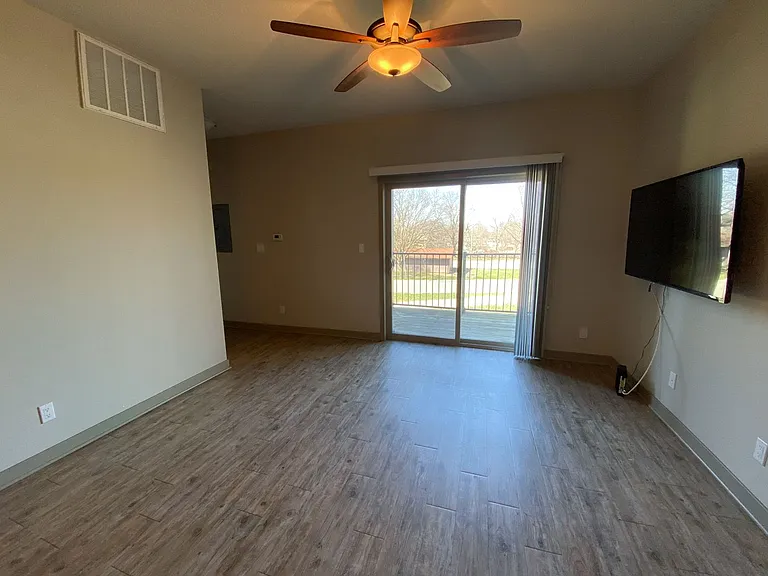 4132 Lincoln Swing — Photo 14