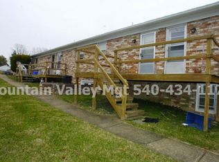 100 Price Dr APT D, Bridgewater, VA 22812