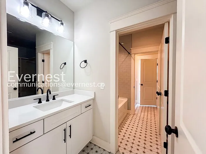 520 Moore Ave — Photo 23