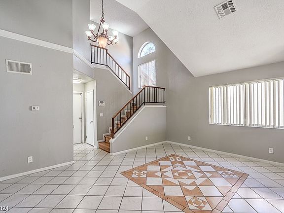 4th image of 300 Coconut Grove Ct