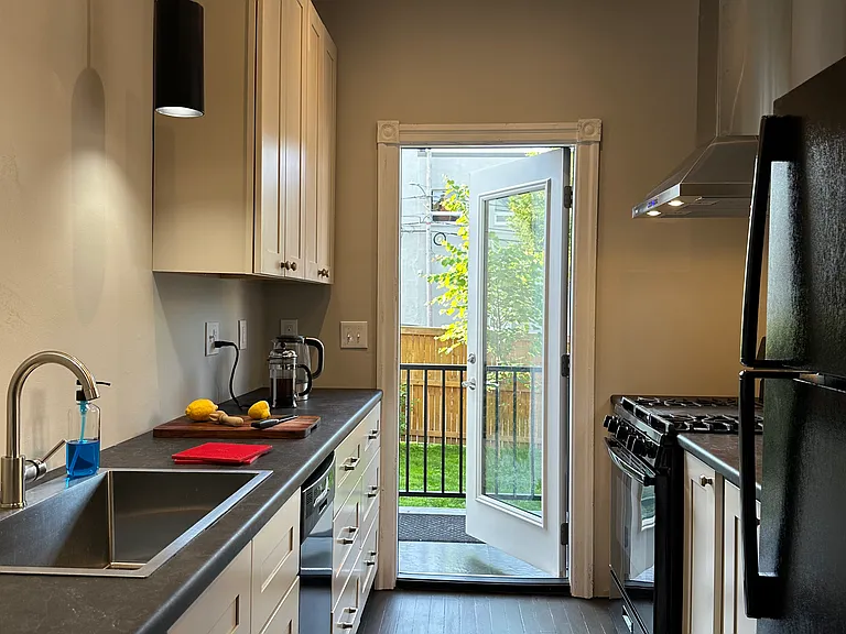 105 Cricket Ave #1 — Photo 4