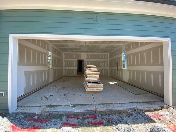 4th image of 902 Celia Saxon Dr Lot 272