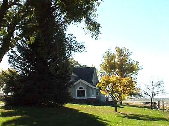 5th image of 599 Popham Ln