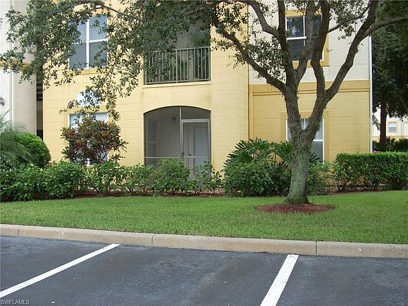 2nd image of 11521 Villa Grand APT 908