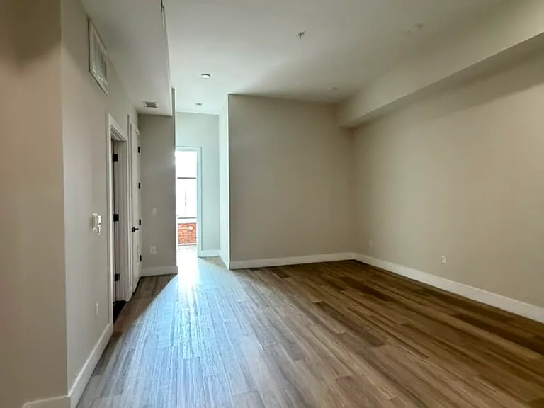 328 W Front St #300 — Photo 4