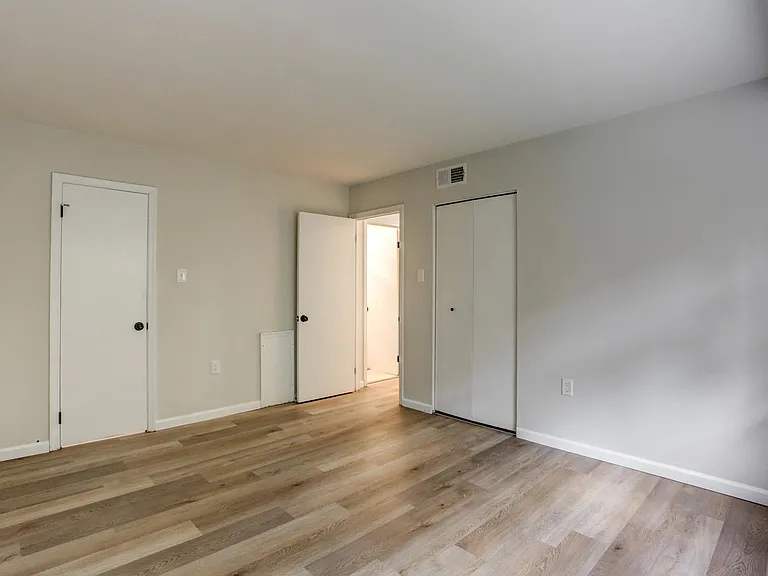 957 Avila Rd — Photo 31