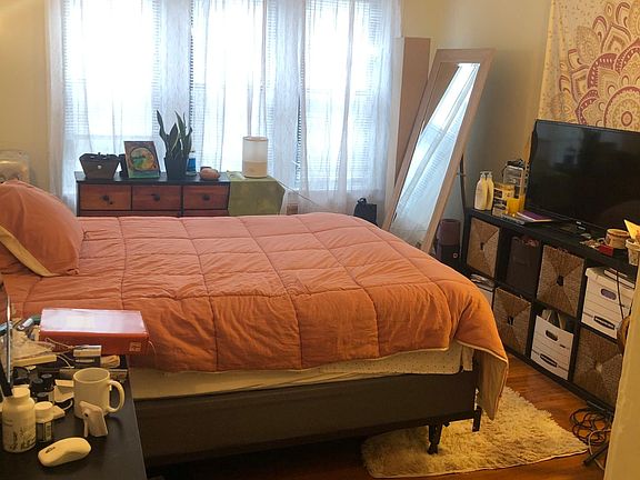 4th image of 5058 N Kenmore Ave #2