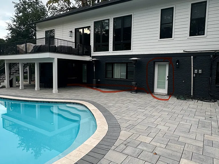 5726 Clarence Ave — Photo 14