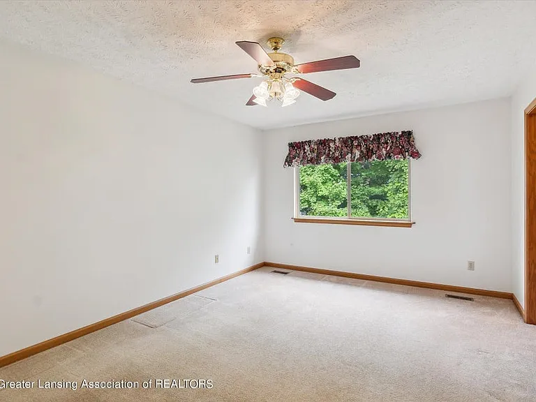 3718 Taos Cir — Photo 21