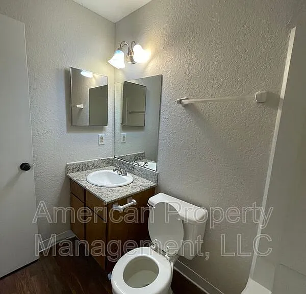 13129 E 44th St — Photo 18