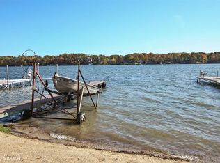 5938 N Lake Dr, West Bend, WI 53095