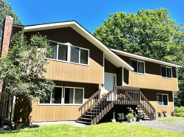 170 Macdaniel Road, Shady, NY 12409