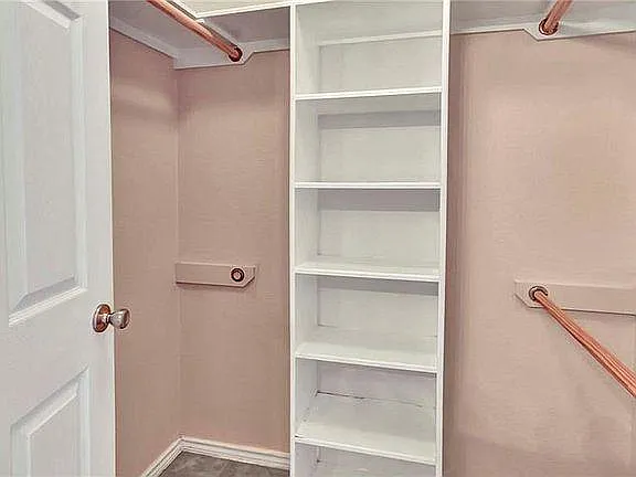3 bed, 1584 sqft, $1,749 — Photo 3
