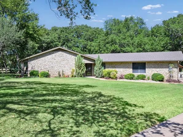 123 Sandra Palmer St, Stephenville, TX 76401