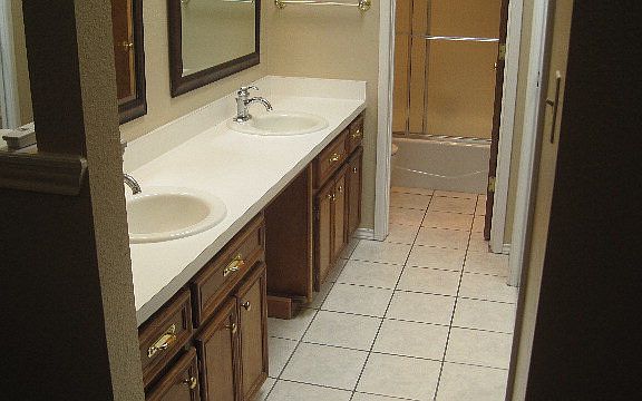 3rd image of 3900 Hyden Dr