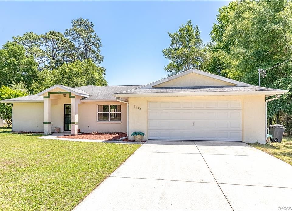9242 N Commodore Dr, Citrus Springs, FL 34434 Zillow