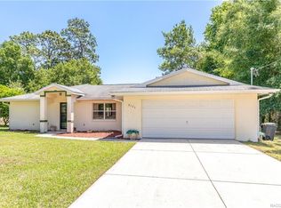 9242 N Commodore Dr, Citrus Springs, FL 34434