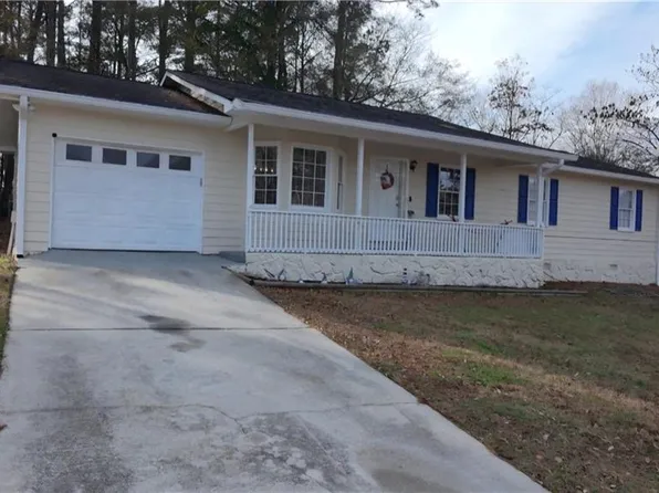 3760 Sunny Hill Dr, Loganville, GA 30052