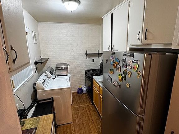 4th image of 1453 Independence Ave #1B