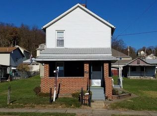 426 Orchard Ave, Ellwood City, PA 16117