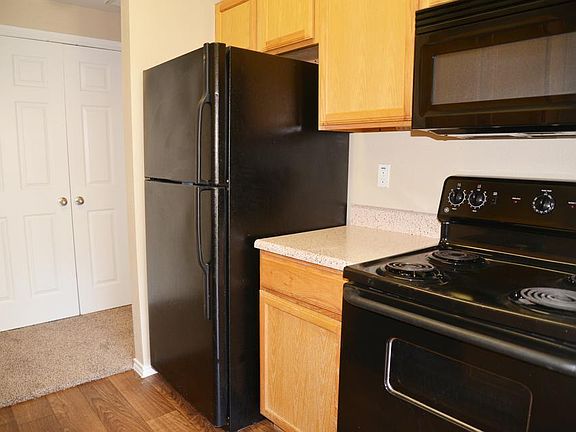 4th image of 4950 Woodstone Dr #M3epa5p7f