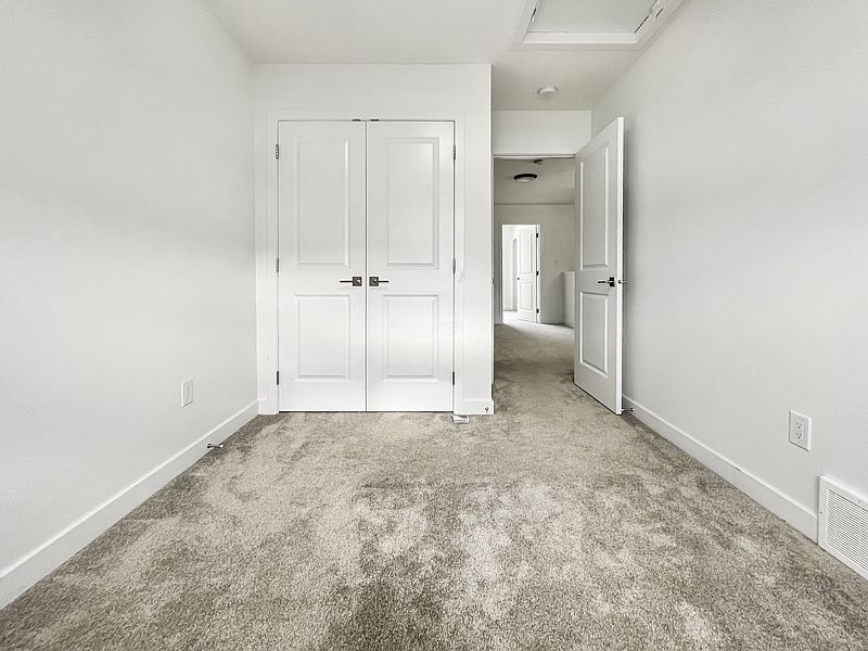 Edmonton House for rent - 3 Bedrooms — photo 14