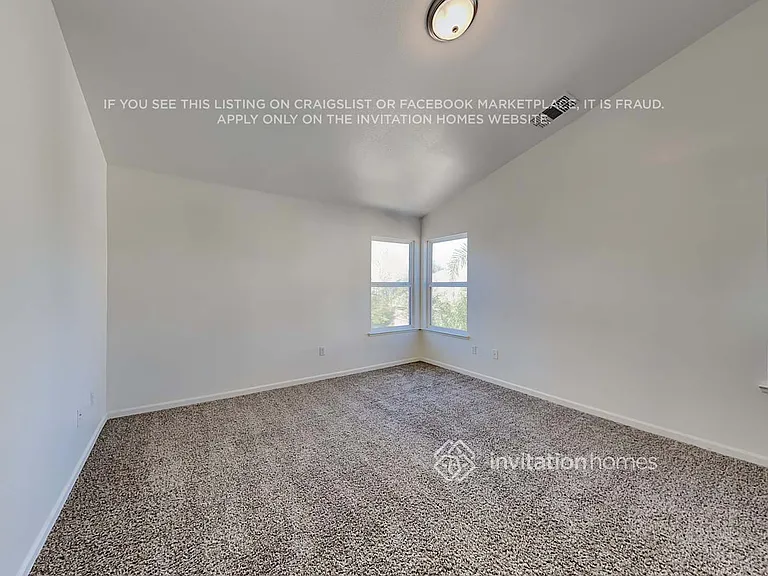 5569 Roaring Rapids Way — Photo 11