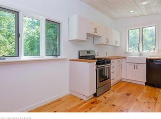 244 Falmouth Rd, Falmouth, ME 04105