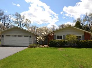 21W241 Canary Rd, Lombard, IL 60148