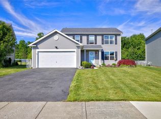 97 Lianne Dr, Rochester, NY 14626