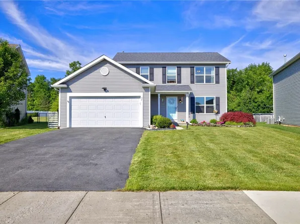 97 Lianne Dr, Rochester, NY 14626