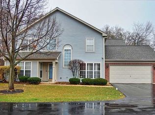 869 Wembley Ct, Elgin, IL 60120