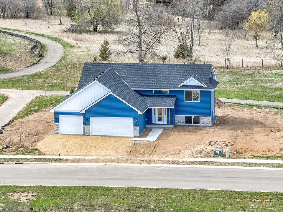 1st image of 1177 Wisteria Ln
