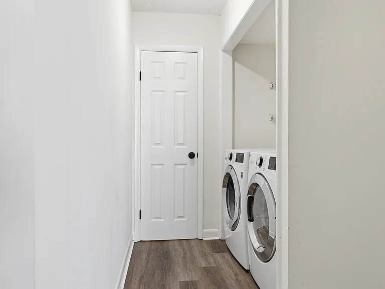 2044 Chicory St — Photo 9