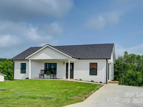 35 Overlook Dr #30, Leicester, NC 28748