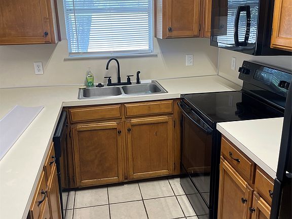 5th image of 3441 Pewitt Dr #43
