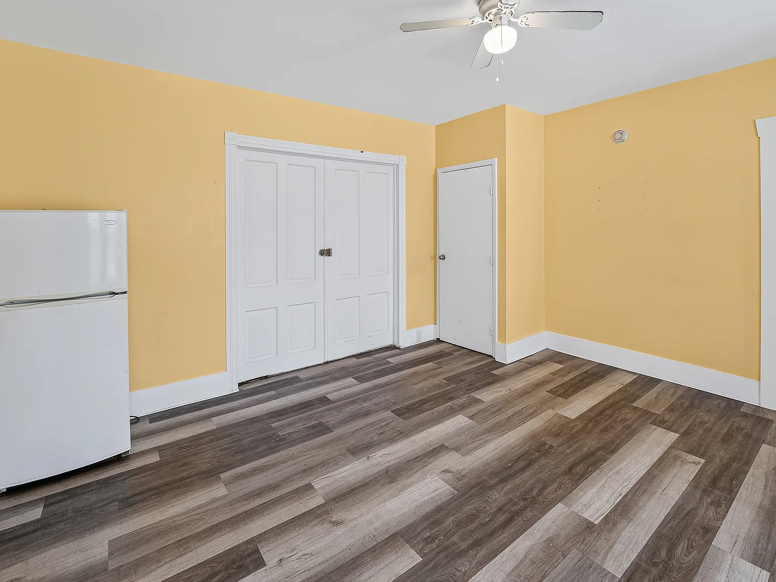 1 bed, $900 — Photo 4