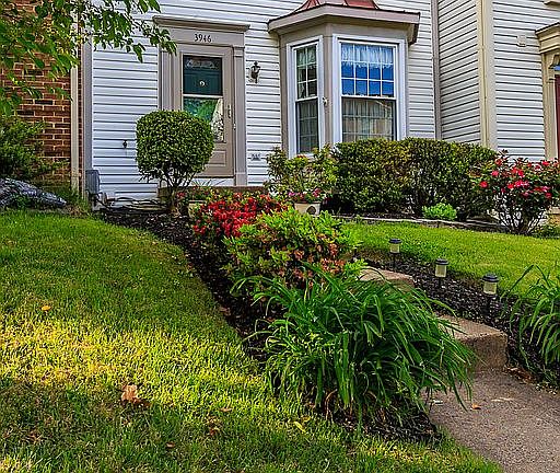 3rd image of 3946 Brickert Pl